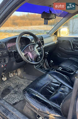 Внедорожник / Кроссовер Opel Frontera 1999 в Ужгороде