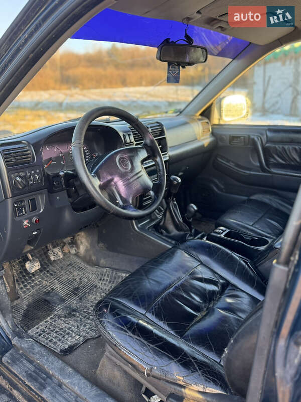 Позашляховик / Кросовер Opel Frontera 1999 в Ужгороді