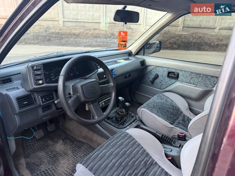 Позашляховик / Кросовер Opel Frontera 1994 в Золотоноші