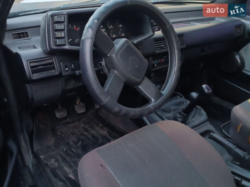 Внедорожник / Кроссовер Opel Frontera 1992 в Жашкове фото 5 Внедорожник / Кроссовер Opel Frontera 1992 в Жашкове