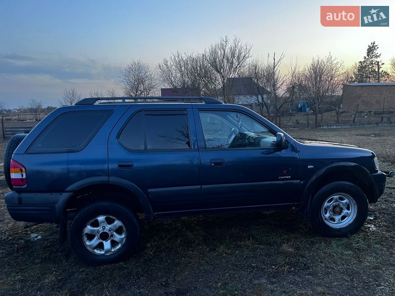 Opel Frontera 2003