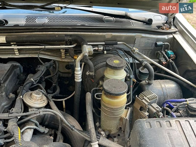 Позашляховик / Кросовер Opel Frontera 2001 в Краматорську