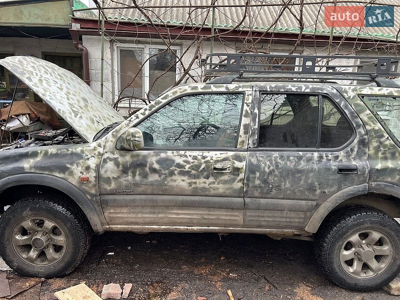 Внедорожник / Кроссовер Opel Frontera 1999 в Змиеве