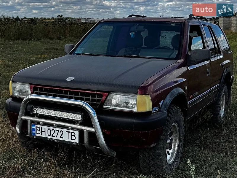 Opel Frontera 1992