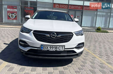 Позашляховик / Кросовер Opel Grandland X 2019 в 
