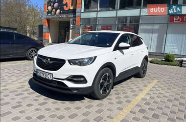 Позашляховик / Кросовер Opel Grandland X 2019 в 