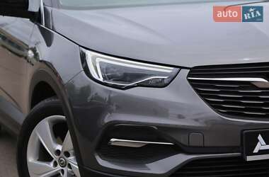 Позашляховик / Кросовер Opel Grandland X 2019 в 