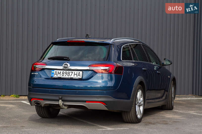 Универсал Opel Insignia Country Tourer 2016 в Житомире