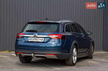 Универсал Opel Insignia Country Tourer 2016 в 
