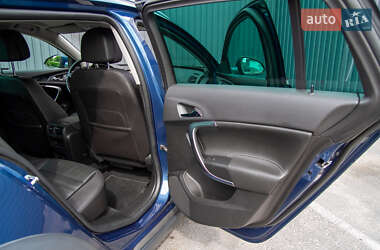 Универсал Opel Insignia Country Tourer 2016 в 