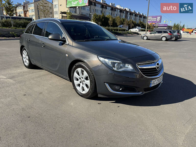 Opel Insignia Country Tourer 2015