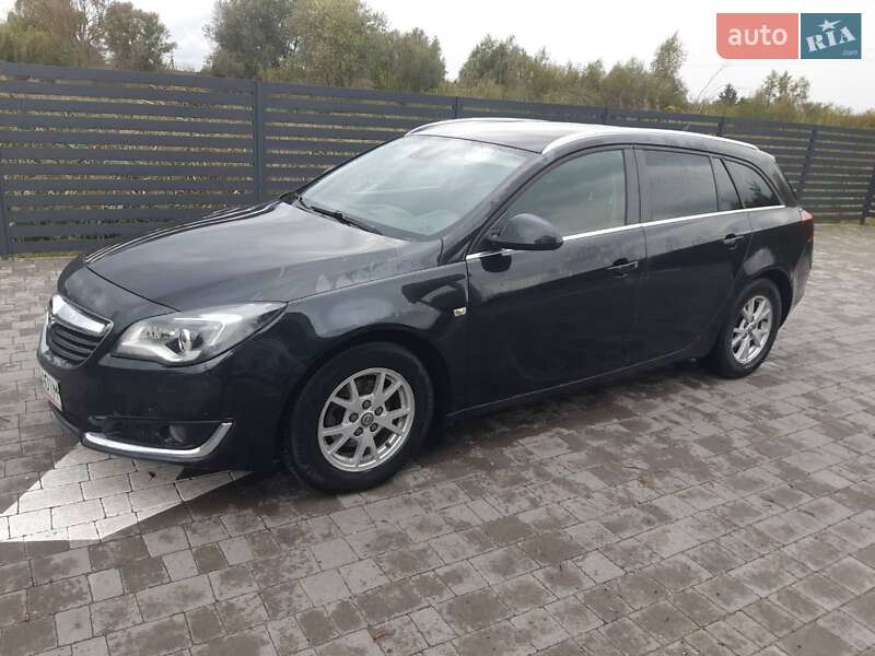 Универсал Opel Insignia Country Tourer 2015 в Львове