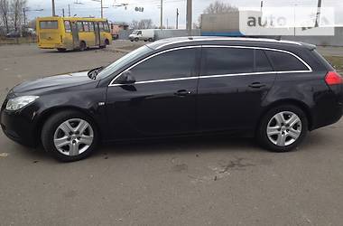 Универсал Opel Insignia 2010 в Киеве