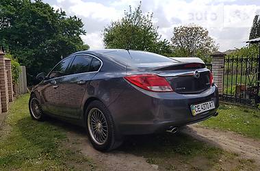 Седан Opel Insignia 2011 в Черновцах