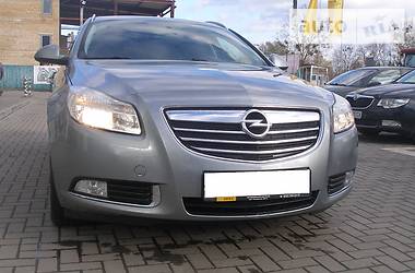 Универсал Opel Insignia 2010 в Львове