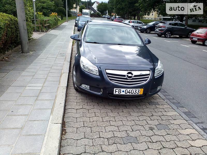 Лифтбек Opel Insignia 2011 в Киеве