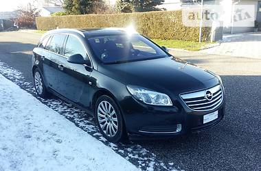 Універсал Opel Insignia 2010 в Тернополі