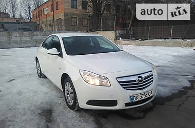 Ліфтбек Opel Insignia 2013 в Рівному