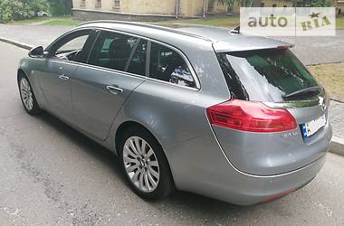 Універсал Opel Insignia 2011 в Києві