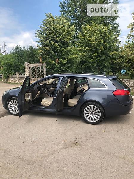 Универсал Opel Insignia 2010 в Тернополе