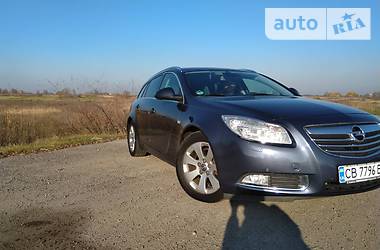 Універсал Opel Insignia 2011 в 