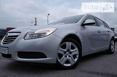 Универсал Opel Insignia 2011 в Львове