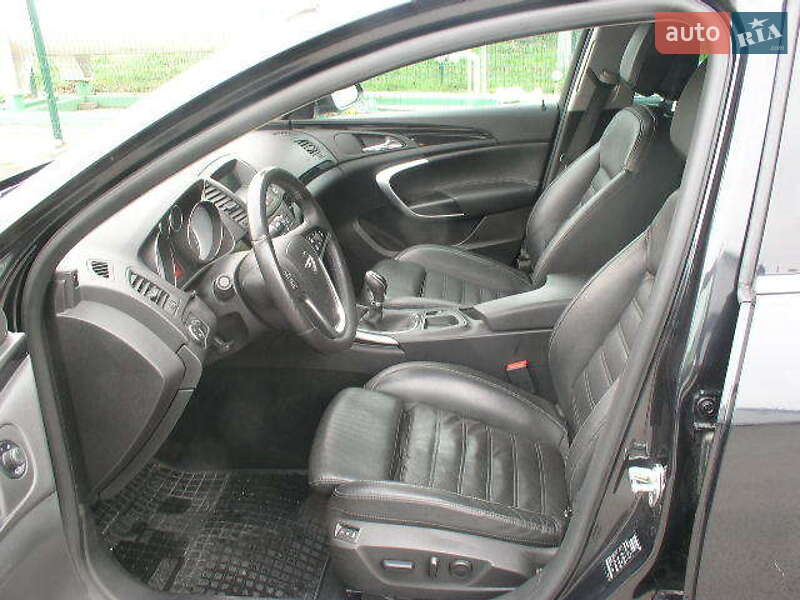 Універсал Opel Insignia 2013 в Львові