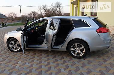 Універсал Opel Insignia 2012 в Івано-Франківську