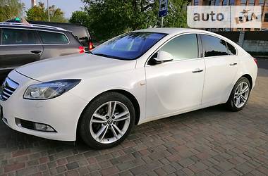 Хэтчбек Opel Insignia 2013 в Луцке