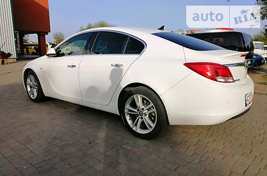 Хэтчбек Opel Insignia 2013 в Луцке