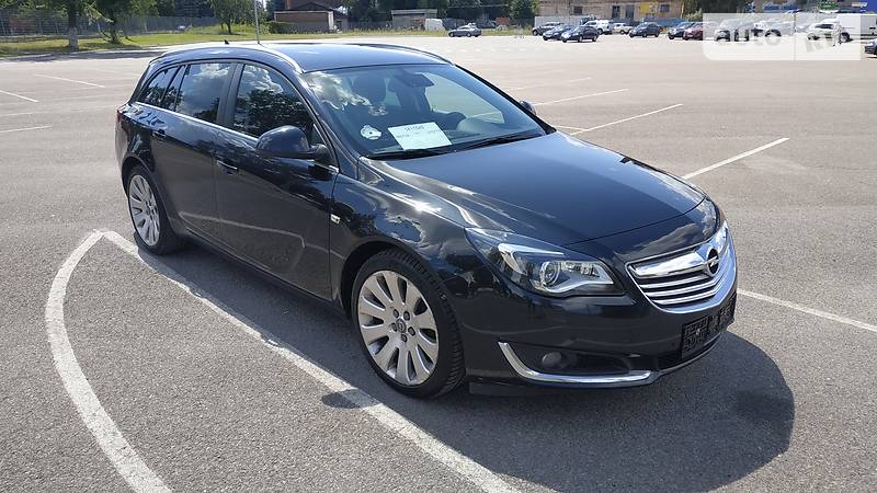 Універсал Opel Insignia 2014 в Житомирі