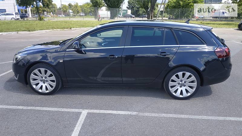 Універсал Opel Insignia 2014 в Житомирі