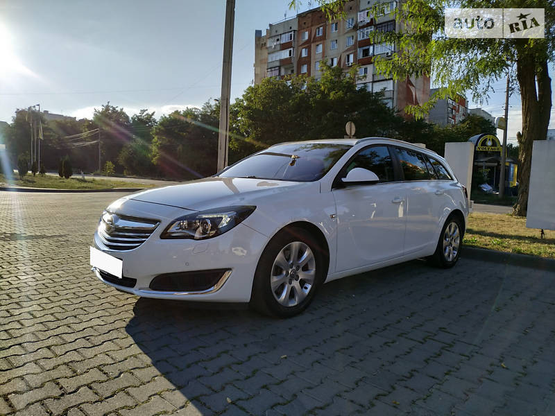 Універсал Opel Insignia 2013 в Чернівцях