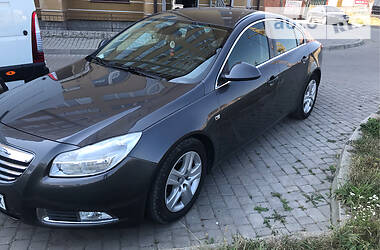 Хэтчбек Opel Insignia 2011 в Ивано-Франковске