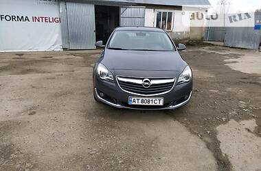 Хэтчбек Opel Insignia 2015 в Рожнятове