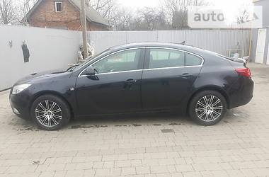 Хетчбек Opel Insignia 2012 в 