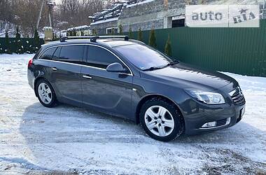 Універсал Opel Insignia 2011 в 