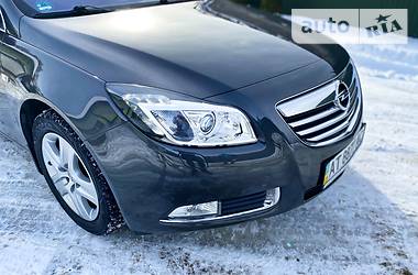 Універсал Opel Insignia 2011 в 