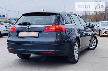 Універсал Opel Insignia 2011 в 