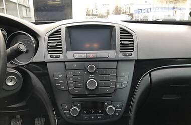 Седан Opel Insignia 2010 в 