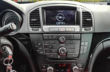 Універсал Opel Insignia 2010 в 