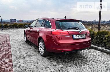 Універсал Opel Insignia 2010 в 