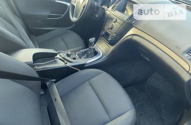 Універсал Opel Insignia 2010 в 
