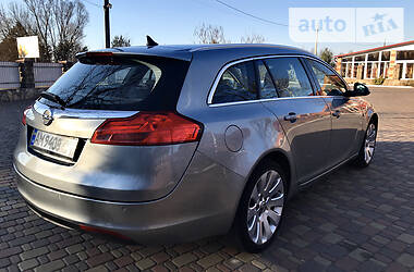 Універсал Opel Insignia 2012 в 