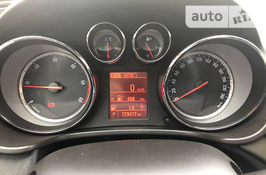 Універсал Opel Insignia 2012 в 
