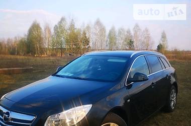 Універсал Opel Insignia 2012 в 