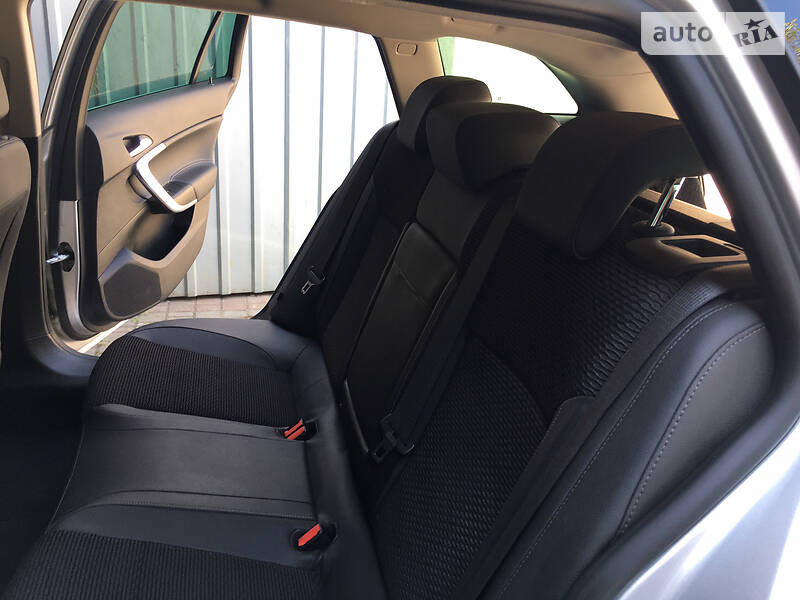 Універсал Opel Insignia 2014 в Херсоні