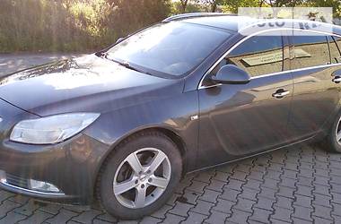 Универсал Opel Insignia 2011 в Нововолынске