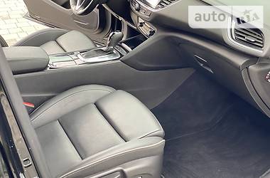 Седан Opel Insignia 2017 в 