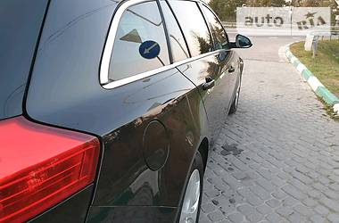 Універсал Opel Insignia 2011 в 
